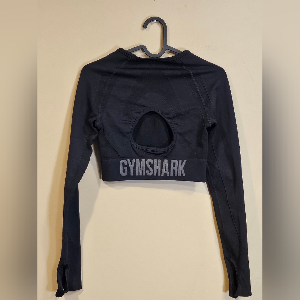 GYMSHARK Long Sleeve Crop Top